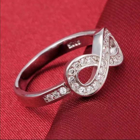 INFINITY 925 STERLING SILVER DIAMOND RING - Picture 4 of 6